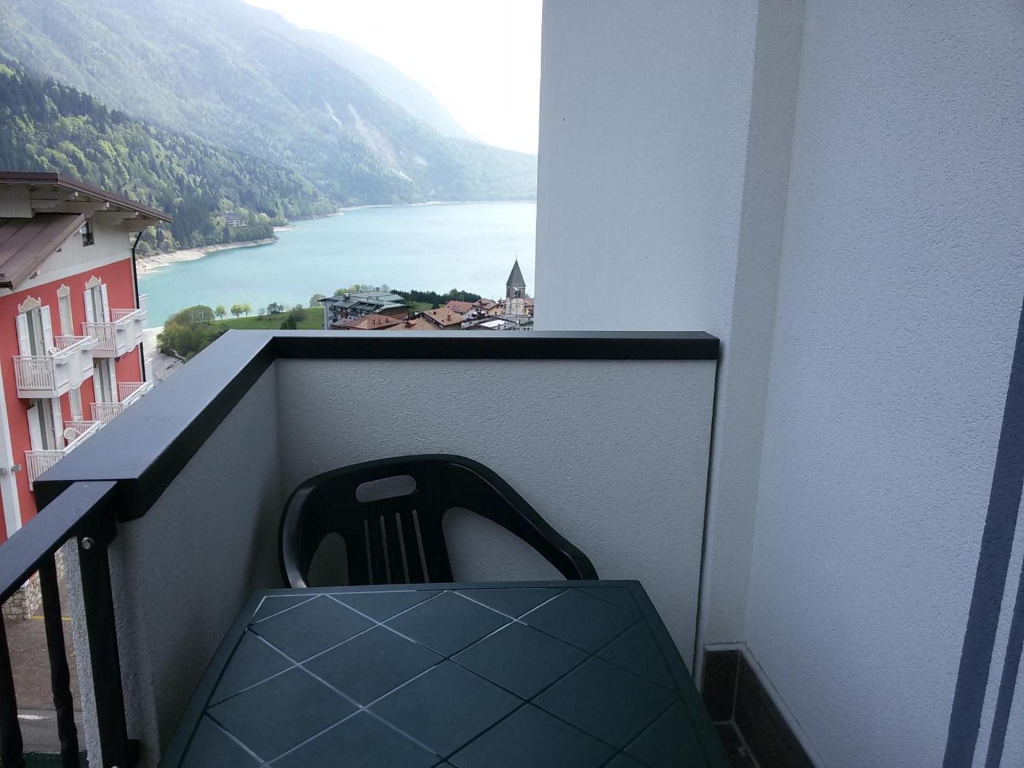 Casa Maria Lägenhet Molveno Rum bild