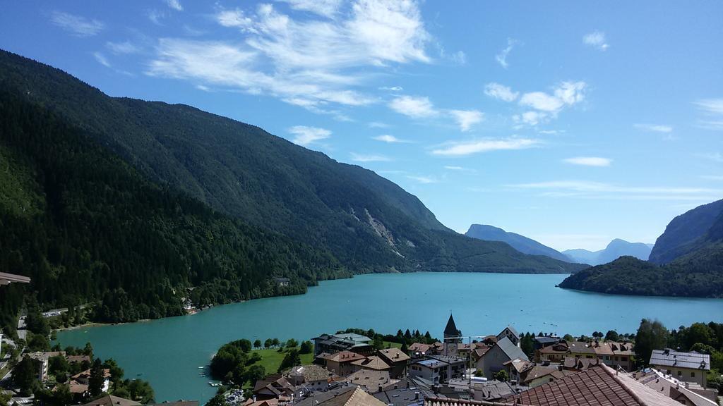 Casa Maria Lägenhet Molveno Exteriör bild