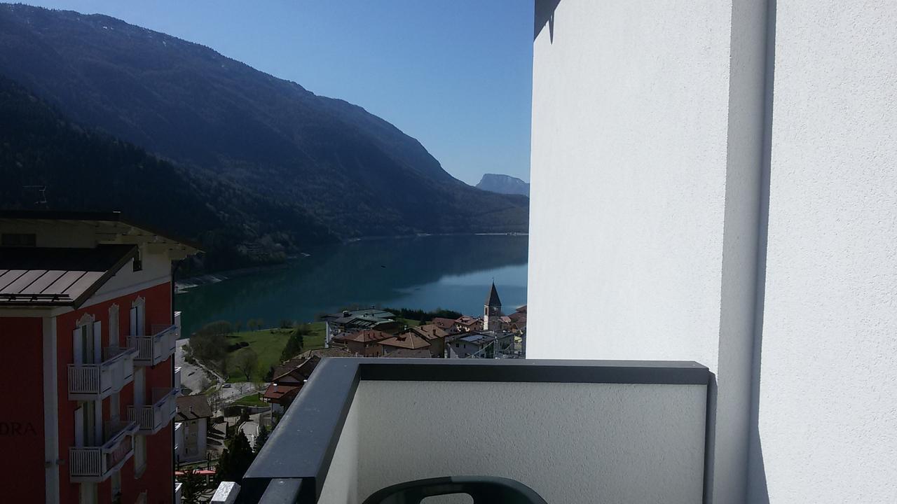 Casa Maria Lägenhet Molveno Exteriör bild